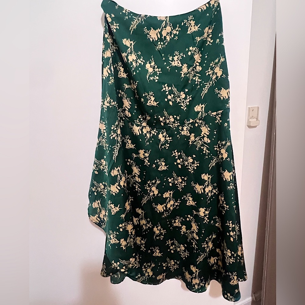 Nasty gal green skirt